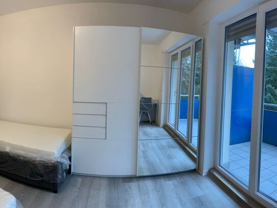 First occupancy after renovation! Furnished luxury apartment with balcony in Nordend