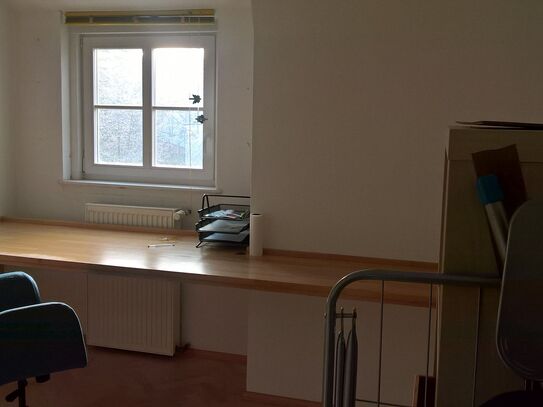 Awesome spacious 3-room apartment in Berlin-Karlshorst