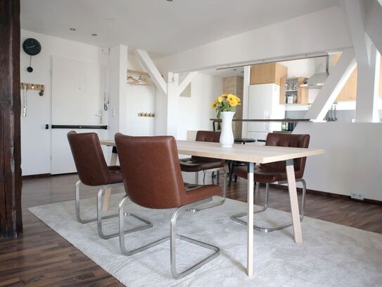 Attractive, cozy attic apartment in Berlin Mariendorf / Tempelhof