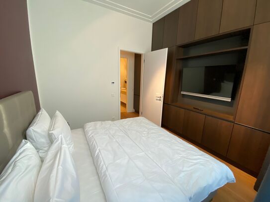 First-class two-room apartment, with luxury feeling due to high-quality equipment and the best location in Düsseldorf