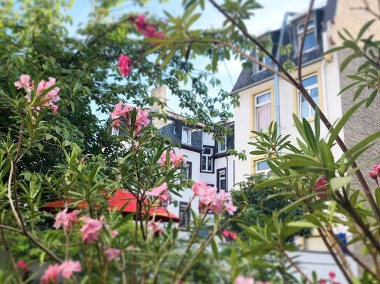 Zimmer in Hinterhaus-Maisonette mit Balkon