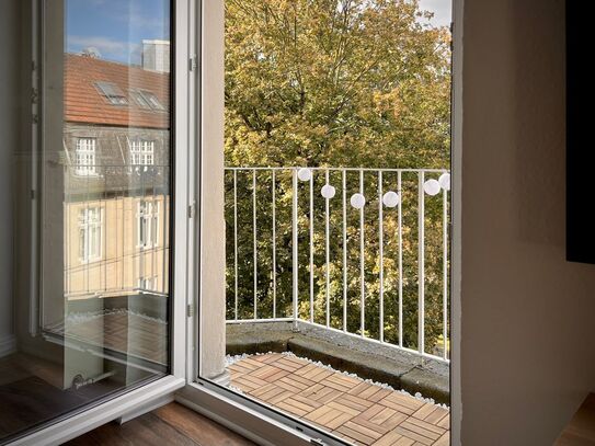 Charming old building apartment I balcony I parking space I near Veltins Arena, Gelsenkirchen - Amsterdam Apartments fo…