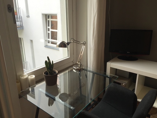 Beautiful 1 room apartment with balcony in Kreuzberg