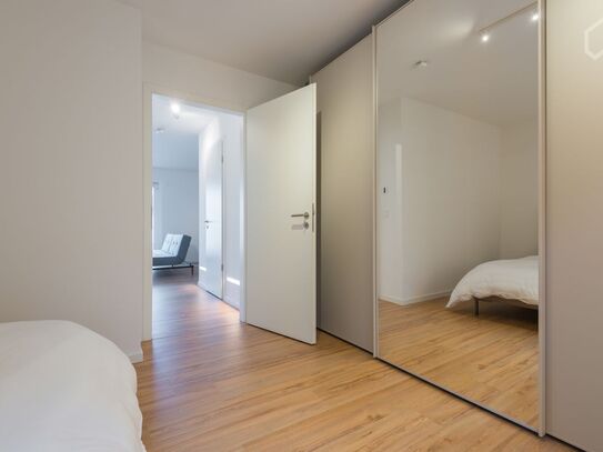 Brand new: High quality furnished, stylish 2 room apartment with balcony in 5min distance to the central train station…