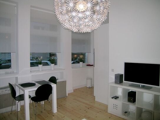 Centrally located in Medienhaften in Düsseldorf - 30 sqm