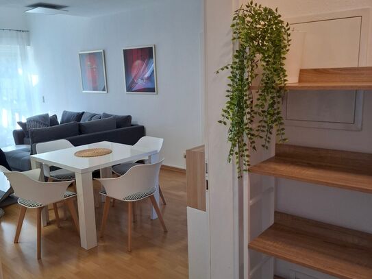 Fully equipped spacious 3 room apartment with 75m², south of Frankfurt/M, with excellent connections to the Rhine-Main…