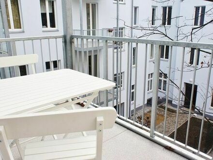 2 Schlafzimmer Wohnung auf Zeit in Friedrichshain mit Balkon