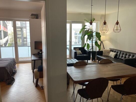 Modern, fully furnished 2-room flat with balcony in Hamburg St Pauli.