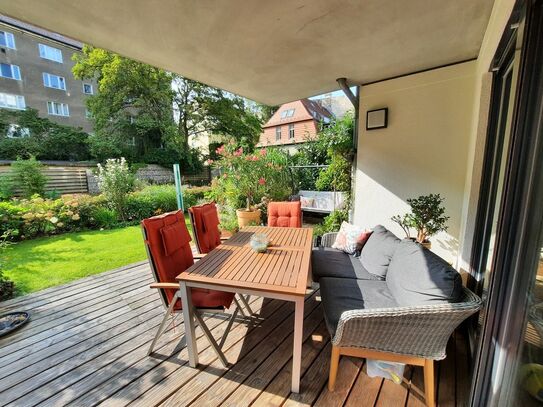 Central, spacious apartment with garden in leafy Pankow, Berlin - Amsterdam Apartments for Rent