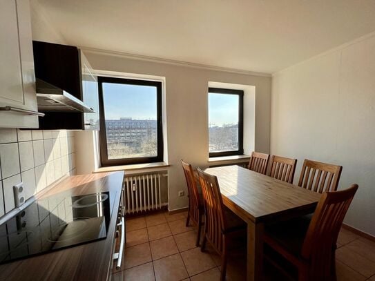 Great Views! Fully furnished 3-rooms apartment in the middle of the Old Town at Heumarkt, Koln - Amsterdam Apartments f…