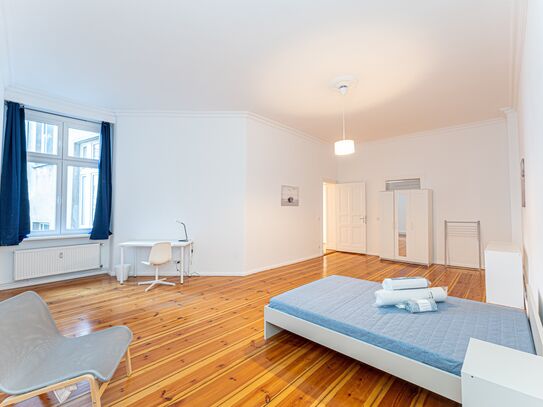 Beautiful and fashionable suite located in Friedrichshain