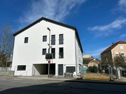 Möblierte Neubauwohnung mit EBK in der Innstadt