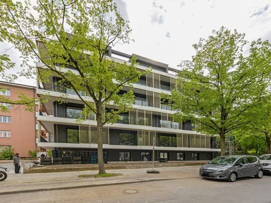 Quiet & fashionable apartment