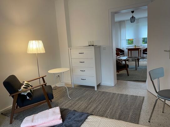 quiet + modern newly renovated furnished apartment with balcony at Moenchengladbach center