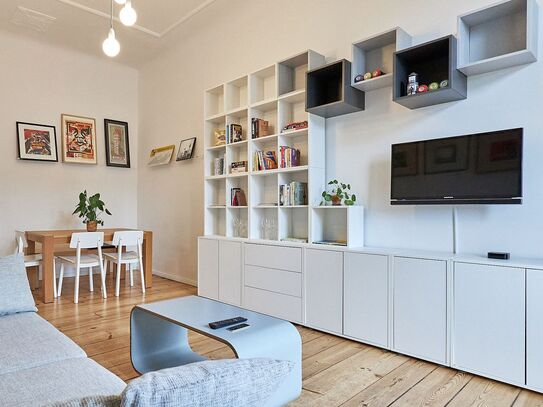 Helle und moderne Altbauwohnung in Prenzlauer Berg