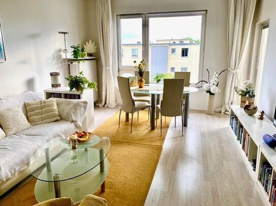 Bright and quiet 2.5 room flat, green and central location on the Tempelhof-Xberg-Schöneberg border, Berlin - Amsterdam…