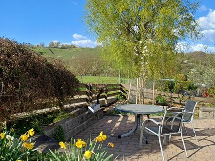 Geräumige, familienfreundliche 3-Zimmer Wohnung mit Terrasse und Garten