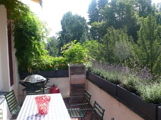 Stylish room in luxurious apartment in Wilmersdorf, Berlin