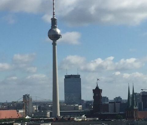 wundervolles Apartment mit Blick auf den Fernsehturm