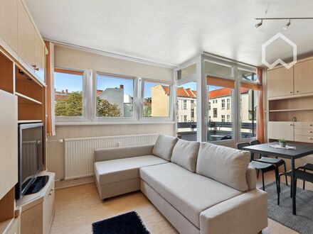 Ruhiges und wunderschönes Apartment in Charlottenburg mit Aufzug