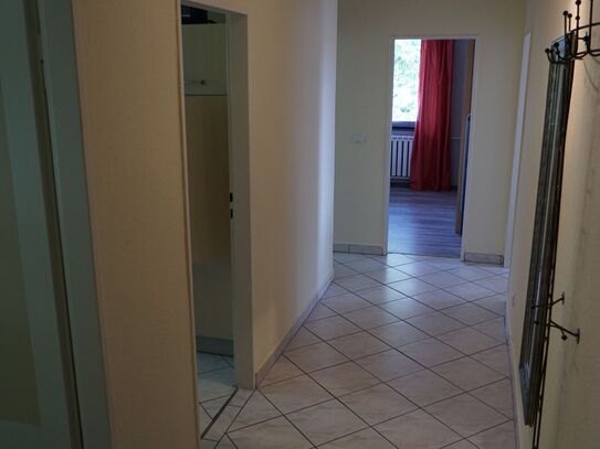 3 rooms, 2. floor with balcony in Wolfsburg, Rabenberg