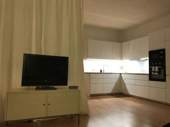 Amazing design apartment with fast internet in the heart of Berlin-Friedrichshain