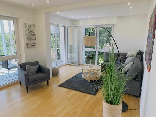 Gemütliche möblierte Wohnung auf Zeit mit Wintergarten, Balkon und Gartenblick!
