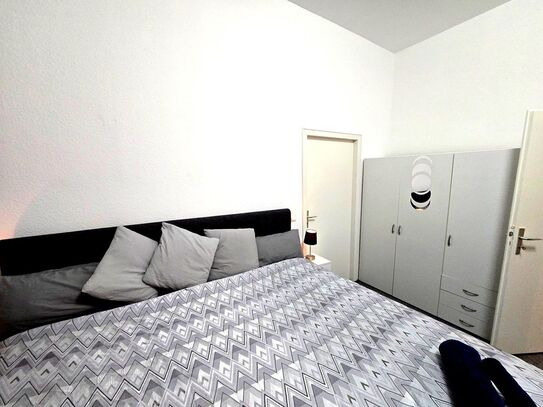 Traumwohnung möbliert! (Düsseldorf), Dusseldorf - Amsterdam Apartments for Rent