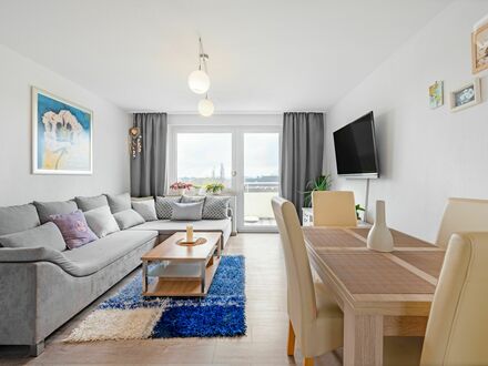 Schöne helle Wohnung mit Balkon zentral gelegen in Essen | Beautiful bright apartment with balcony centrally located in…