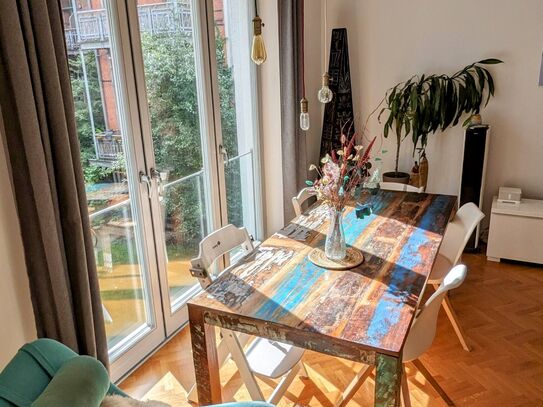 Bright and beautiful apartment in Hamburg St. Pauli for interim rent | Jan / Feb 2025