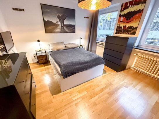 Quiet loft in Düsseldorf-Friedrichstadt, central, 10 mins to the Rhine