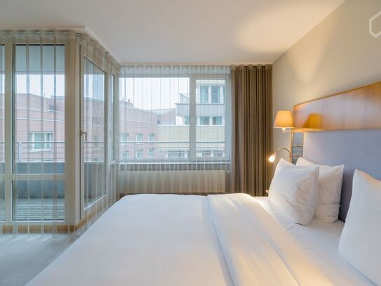 Grand Suite in 5-Star Hotel at Potsdamer Platz in Berlin, Berlin - Amsterdam Apartments for Rent