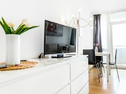 Apartment in Köln Deutz mit Balkon und gratis W-LAN | Flat in Cologne Deutz with balcony and free WiFi
