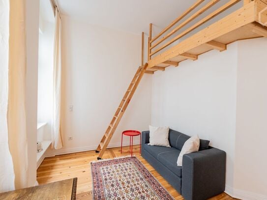 Beautiful and spacious refurbished 1920s-apartment with terrace in Charlottenburg, Berlin - Amsterdam Apartments for Re…