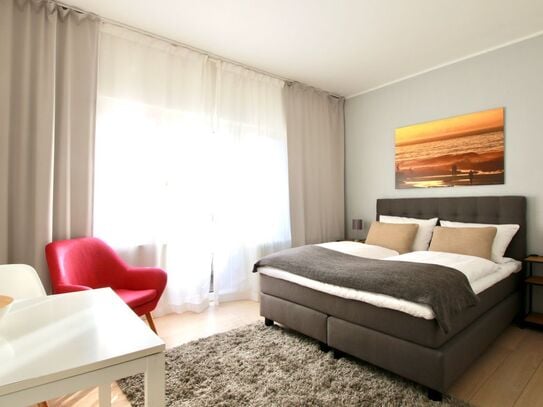 Bright and spacious studio near Friesenplatz, Koln - Amsterdam Apartments for Rent