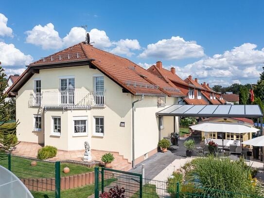 Detached single-family house with a total living area of 190 m² spread over three floors.