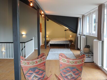 Wunderschöne Wohnung auf altem Vierseitenhof | Beautiful apartment in old farm ensemble