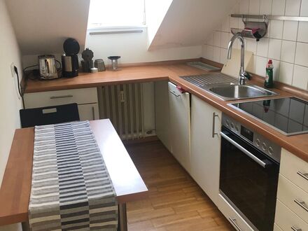 Sonnige Dachgeschoss Wohnung in Stuttgart Degerloch | Sunny attic apartment in Stuttgart Degerloch