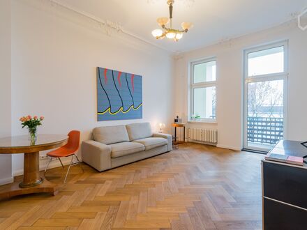 Großzügige 4-Zimmer-Altbau-Wohnung in Berlin Mitte | Spacious 4-room apartment in Mitte