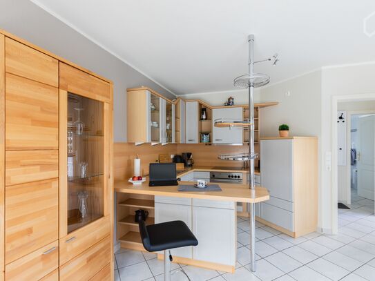 Spacious and perfect apartment conveniently located, Hamburg