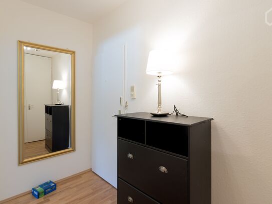 Amazing, cozy and furnished flat very centrally located in Hoheluft with Full-HD-TV, 50 mbit DSL