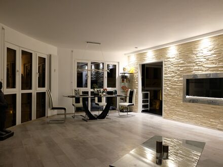 Modernes, lichtdurchflutetes Appartement im Zentrum-Süd mit TG | Modern studio in quiet street