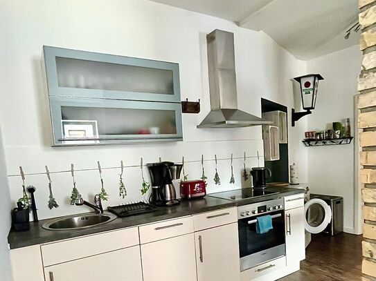 Exclusive, modernized 2-room apartment in a former corner pub in a central location in Kiel