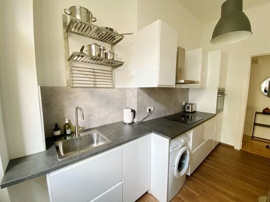 Tasteful Apartment very close to the Ku'damm with modern furniture, Berlin - Amsterdam Apartments for Rent