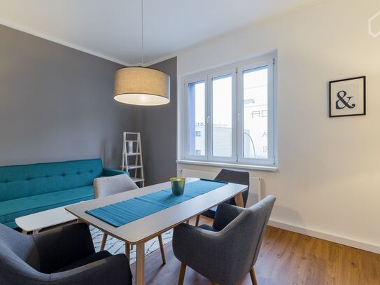 Very central, bright, furnished apartment between Rosenthaler Platz and Nordbahnhof (S-Bahn), incl. cleaning, Berlin -…