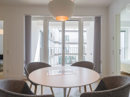 Perfect and spacious 2-bedroom apt in Krausenstraße (4.6.2 - 6052)