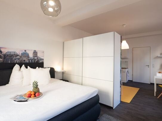 Furnished apartment - very central and yet quiet., Aachen - Amsterdam Apartments for Rent