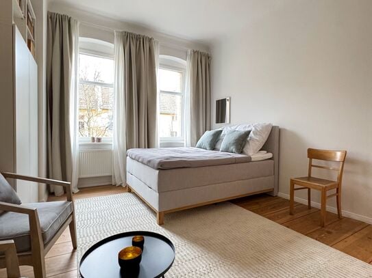 Ruhiges Apartment in Neukölln direkt an U8 mit Arbeitsplatz