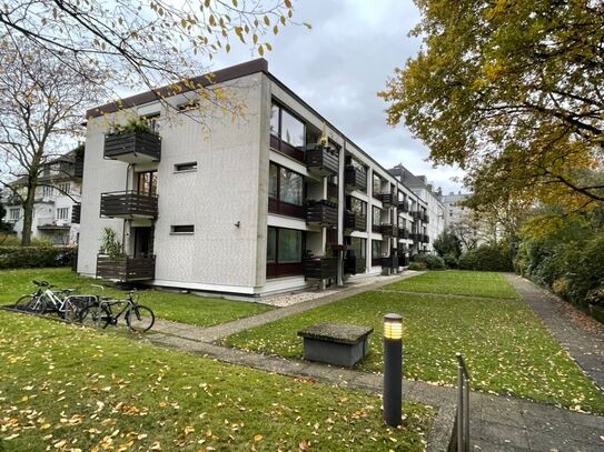 Lovely spacious apartment in Ottensen close to all you need - Parks, Restaurants, Shops, Bars and the River - within 5…