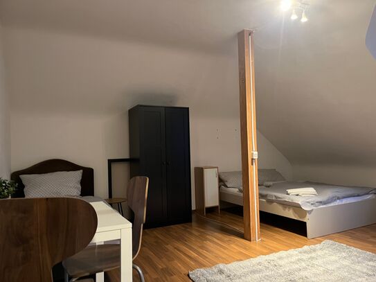 Liebevoll eingerichtetes und ruhiges Studio Apartment in Karlsruhe